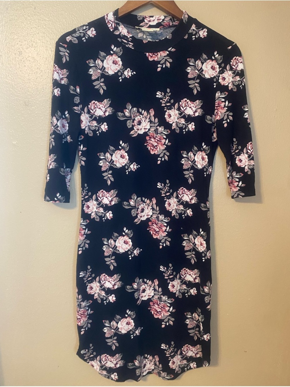 Black Bodycon Dress with Pink Rose Motif PrettyLittleThing Aesthetic